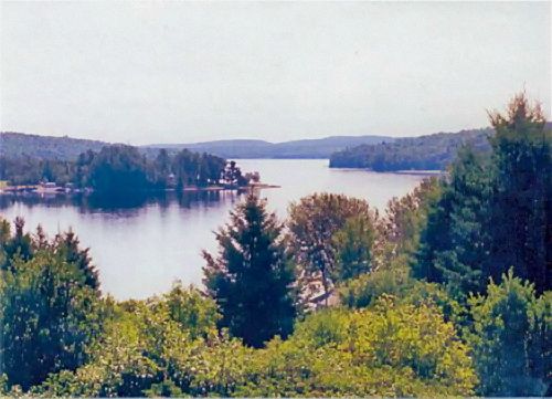 Le lac Eagle sur la trajectoire de l'Allagash, où les 4 témoins ont installé un camp la nuit des    enlèvements