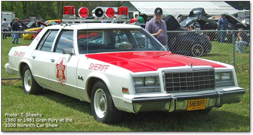 Plymouth Grand Fury de 1980 ou 1981 au Car Show de Norwich