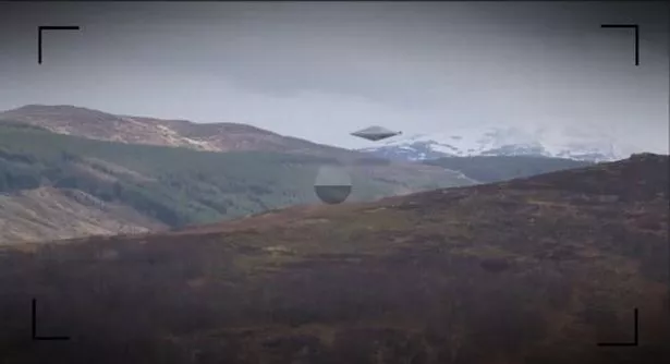 Re-création de la photo de Calvine par Nick Pope pour le documentaire Conspiracy de Channel 5