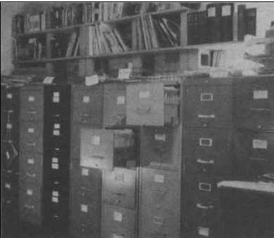 Jim et Coral Lorenzen et la boîte-aux-lettres de l'APRO