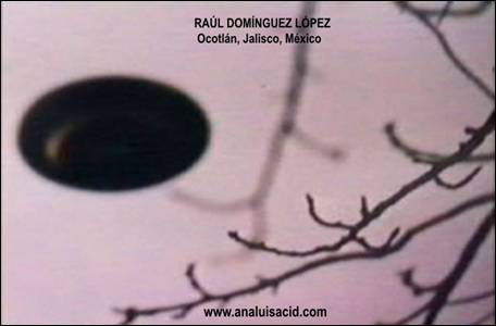 L'avion sur l'aéroport de Guadalajara - Miguel Hidalgo Y Costilla International s1Daniel Plascencia.