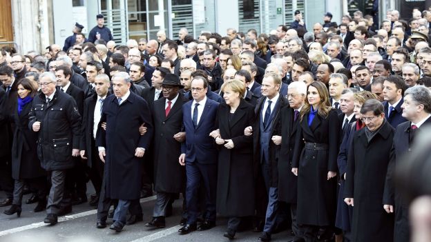 Les chefs d'états et politiques rassemblés à la Marche Républicaine de Paris